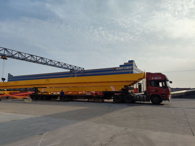 一批歐式單梁、歐式葫蘆雙發往山東威海